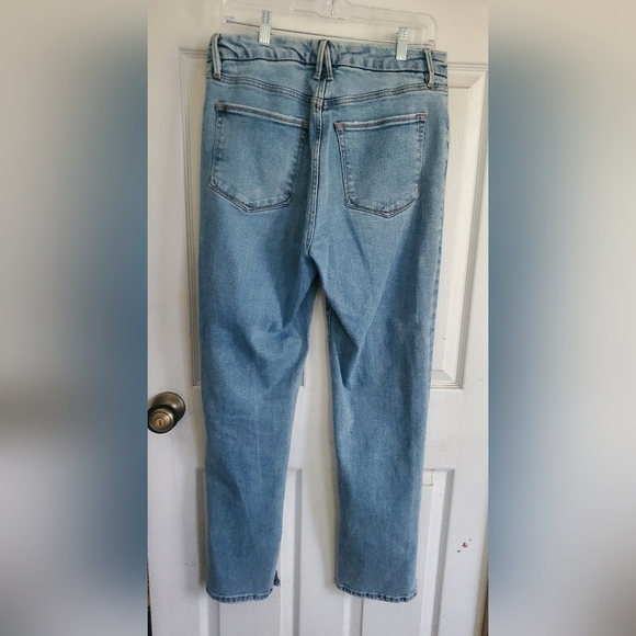 Good American Good Boy Womans Jeans, With Slits On Inside Of Leg At Bottom - Picture 2 of 5